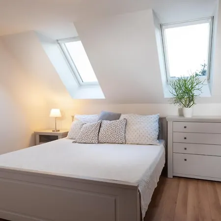 Rekreacny Domcek Flower Garden - Self Check In Dolny Kubin