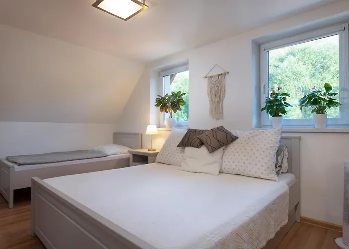 Apartment Rekreačný Domček Flower Garden - Self Check In