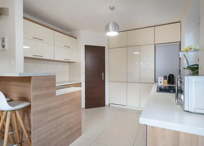 Apartment Rekreačný Domček Flower Garden - Self Check In