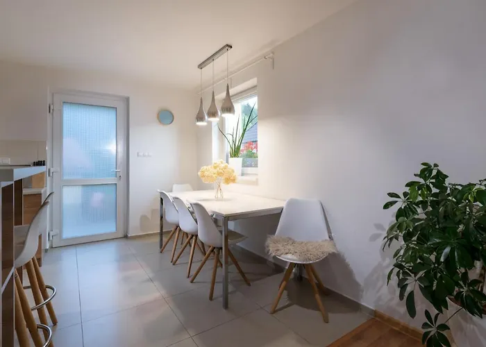 Rekreačný Domček Flower Garden - Self Check In *