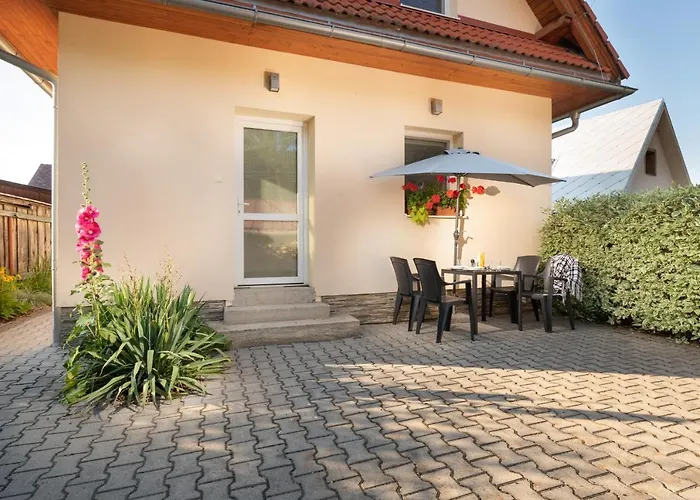 Apartment Rekreačný Domček Flower Garden - Self Check In *